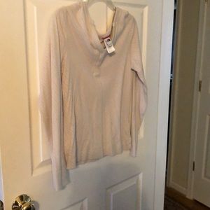 The north face v neck top.